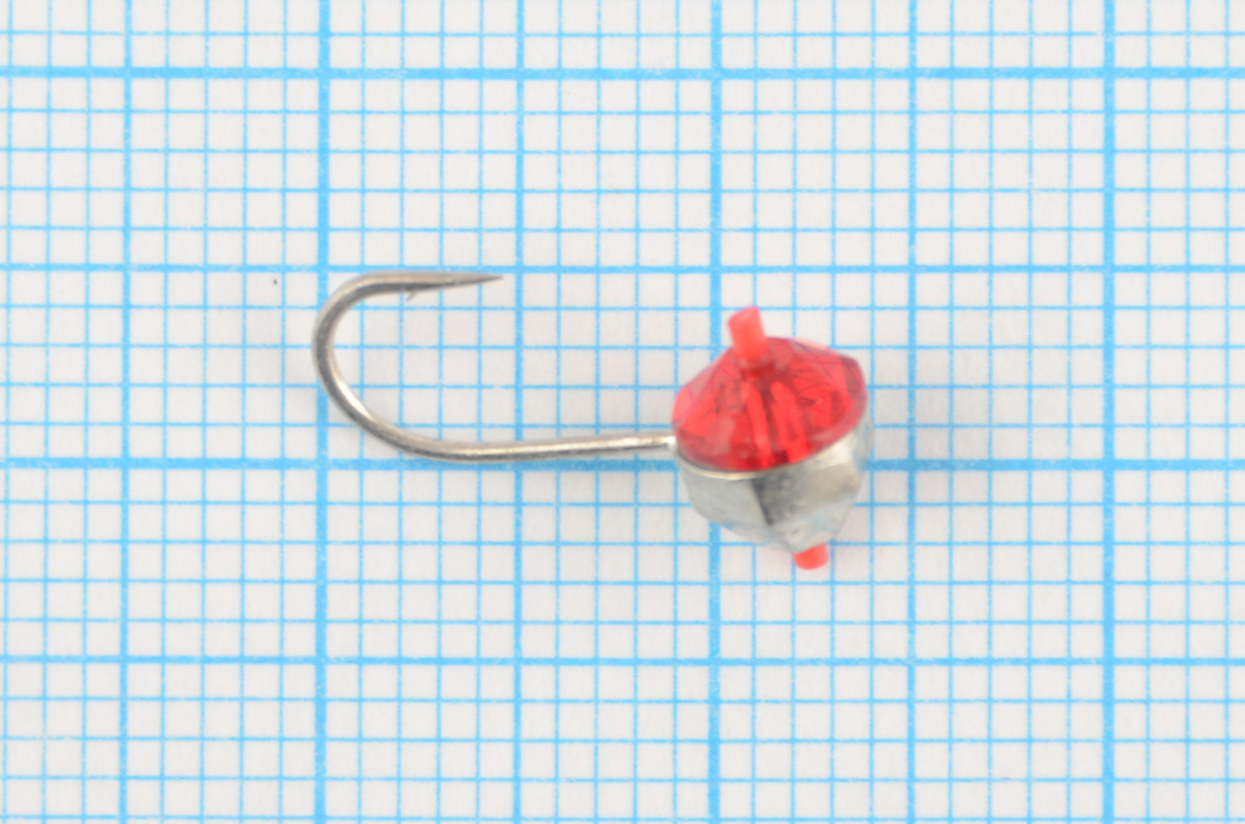 Мормышка вольфрам Bravo Fishing Шар с ушком, грань. кембрик и Swarovski 5.0 мм 0.90 гр Sil-красный