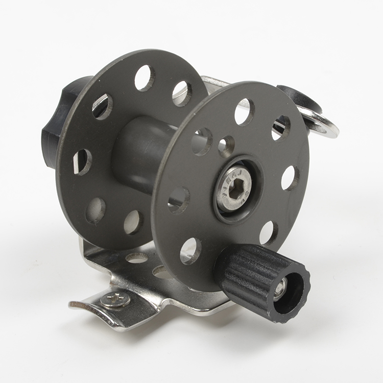 Катушка Pelengas алюминиевая с нержавеющим кронштейном 55мм