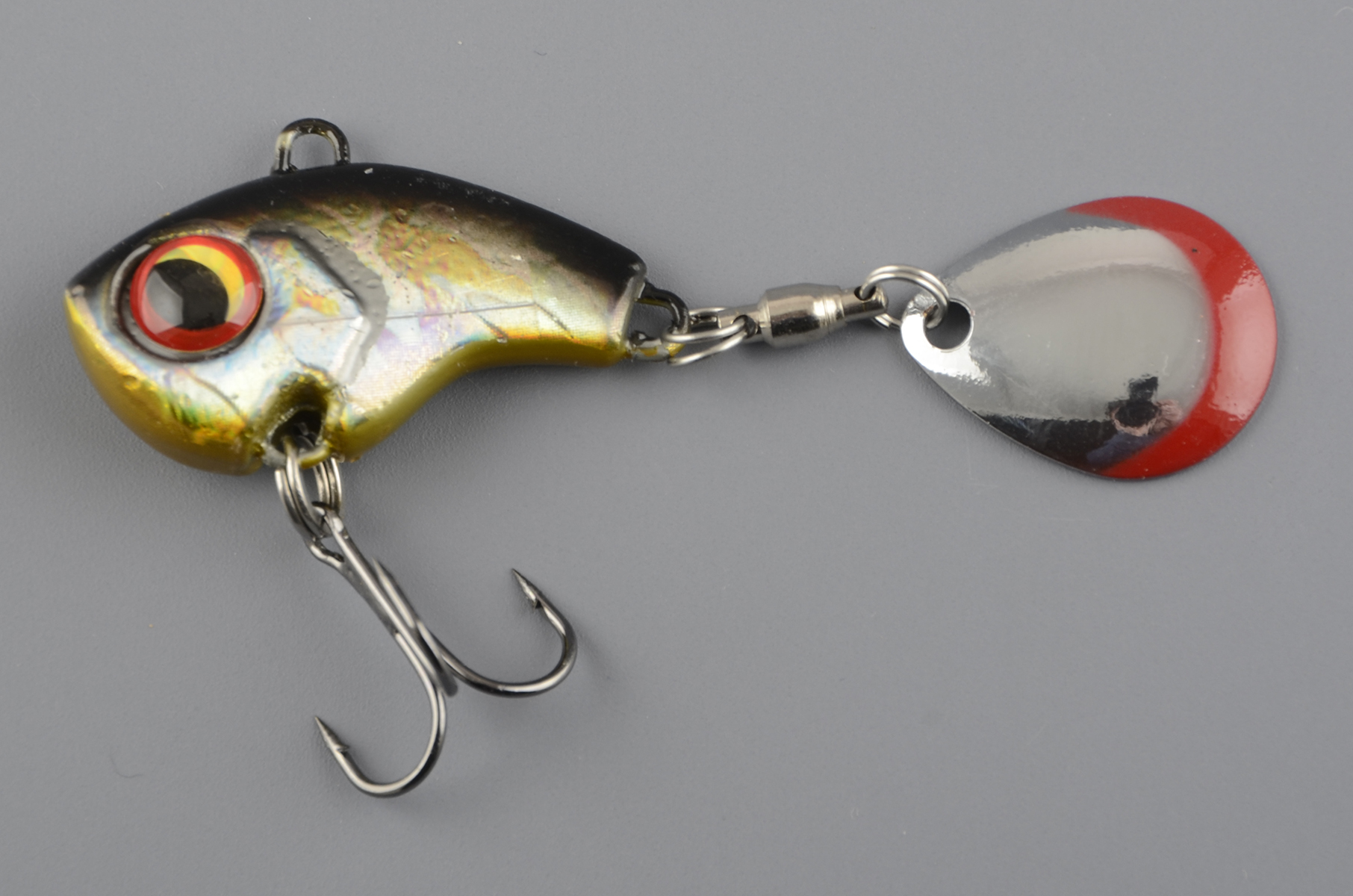 Тейл-спиннер Columbia Litlle Bomb 18 гр, 026