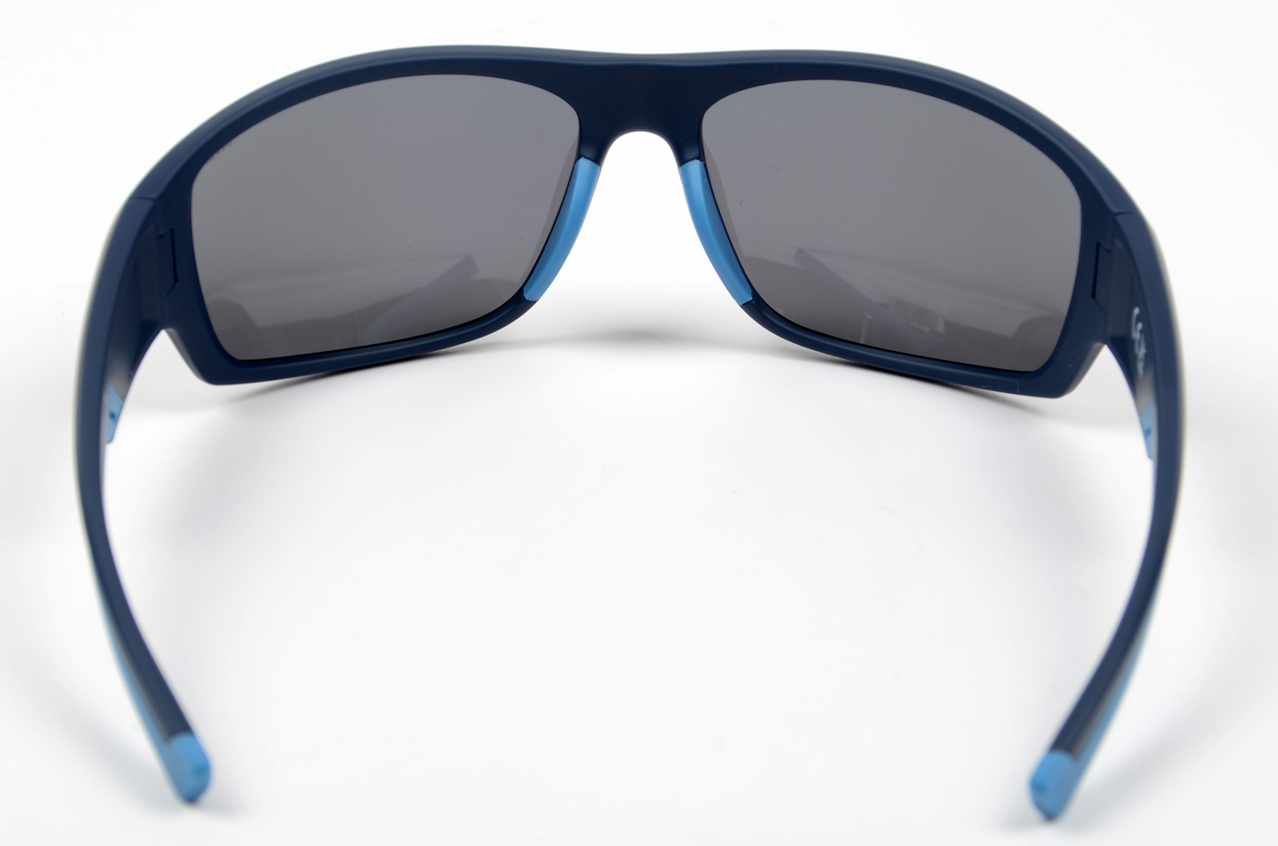 Очки Invu поляризационные IA 22407B в чехле 