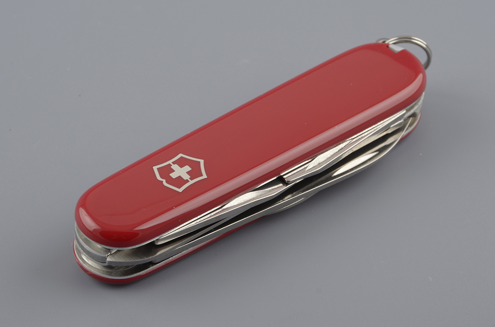 Нож Victorinox Camper 91мм 13функций красный 