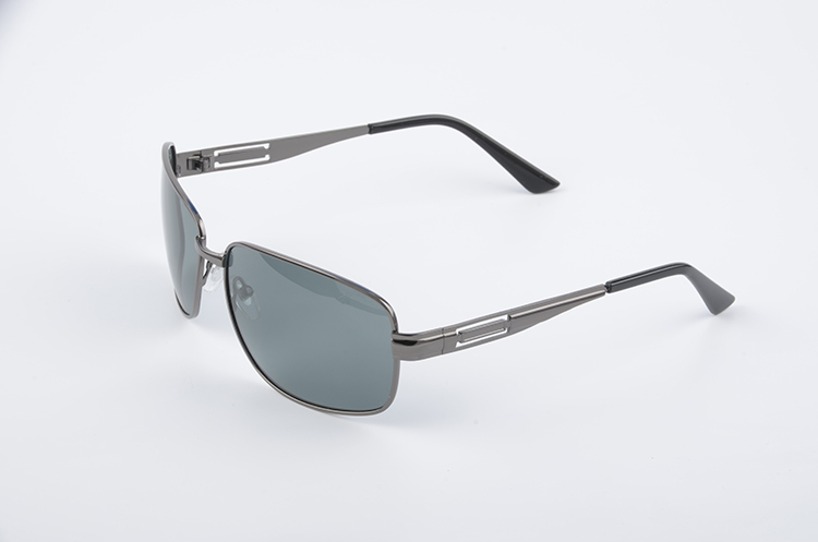 Очки No name поляризац (с чехлом и салфеткой) черн./темн.мет./мет. (3023)