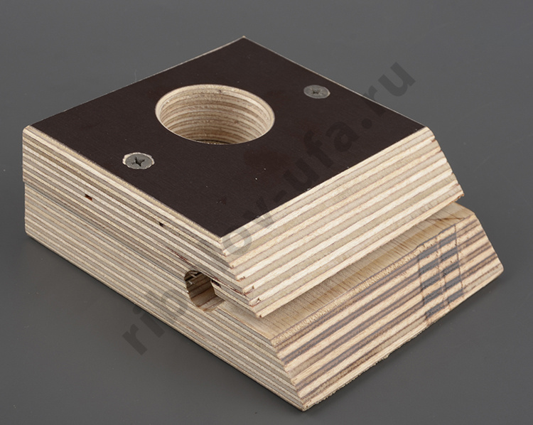 Держатель спиннинга на лик-тросс (влагостойкая фанера)