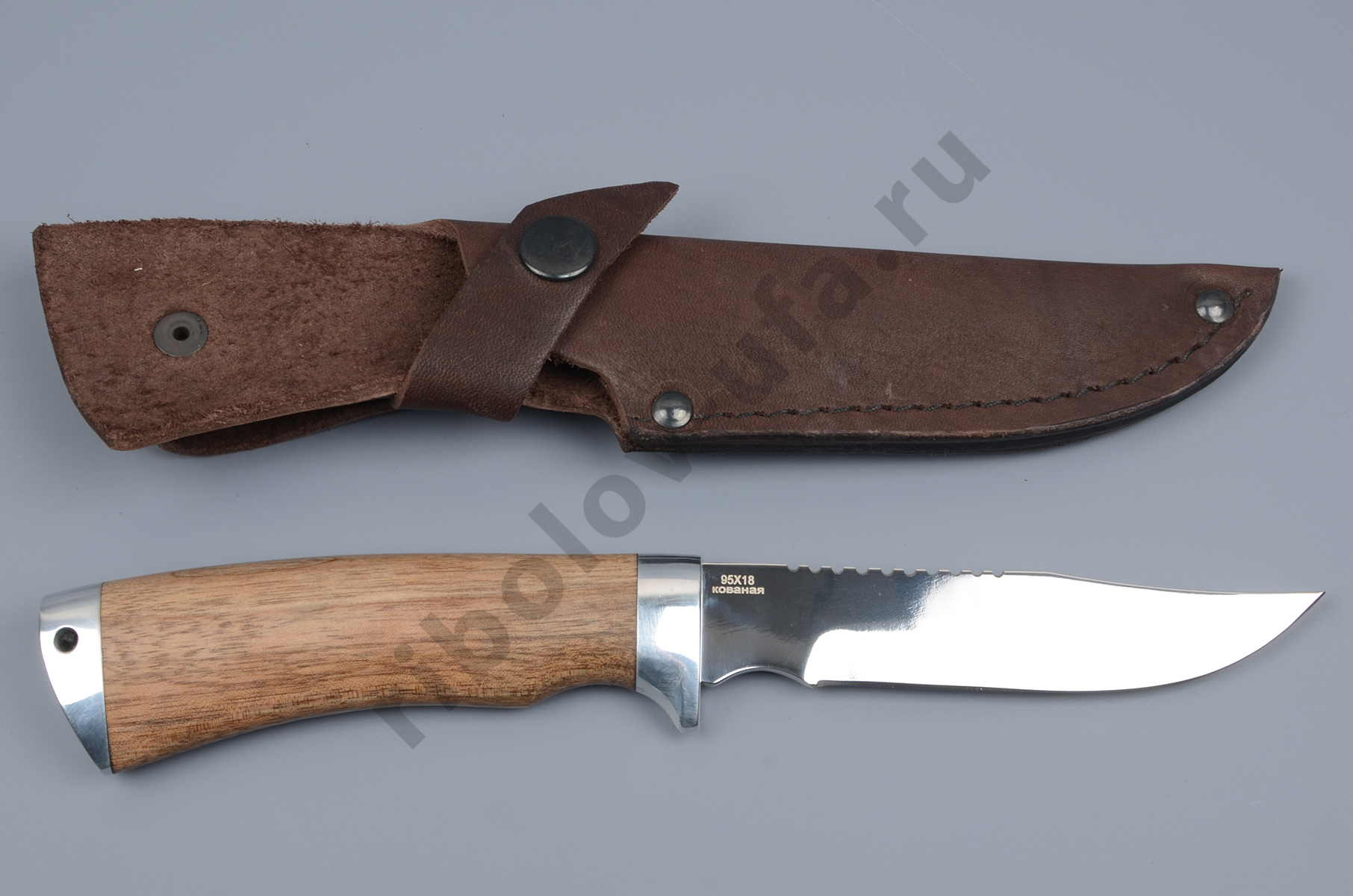 Нож Рыбак кованая нерж.сталь, 95х18, орех (ручная работа)