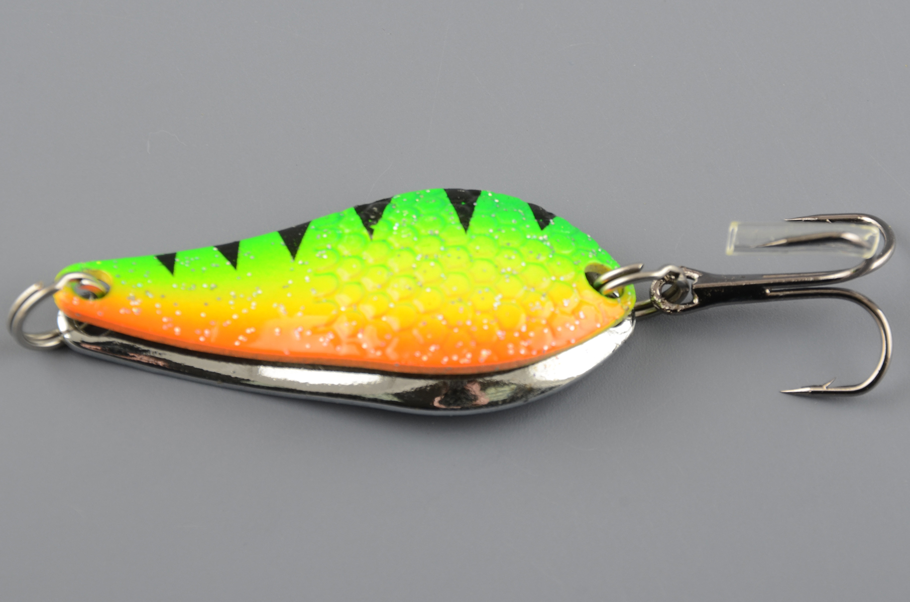 Блесна летняя Columbia Атом двойная шумовая 10гр цв.10