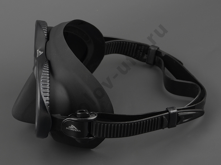 Маска Scorpena M с зеркальными линзами, в коробке