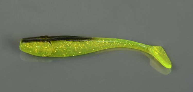 Силиконовая приманка Manns Billy-100 прозр-зел с сереб блестк и черн спинкой(20 шт/уп) 100-22