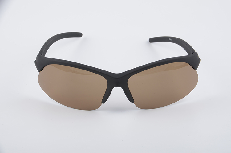 Очки No name поляризац (с чехлом и салфеткой) коричн./черн./пласт. (2969)