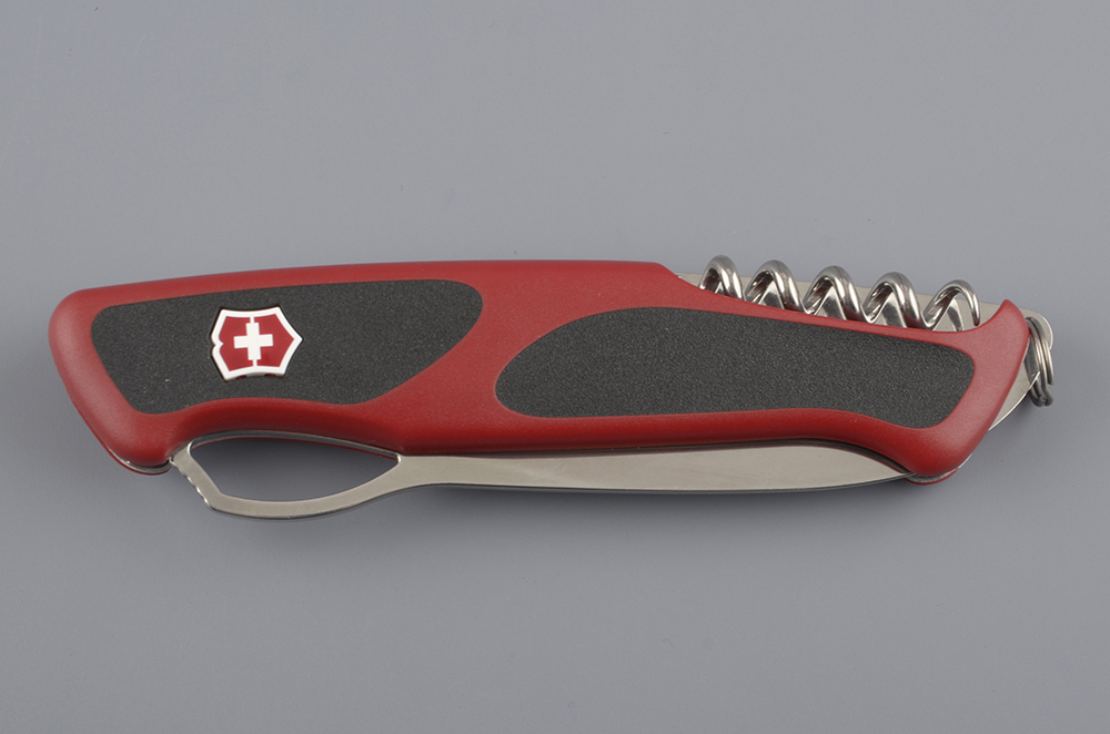 Нож Victorinox RangerGrip 63 130мм 5функций красный/черный