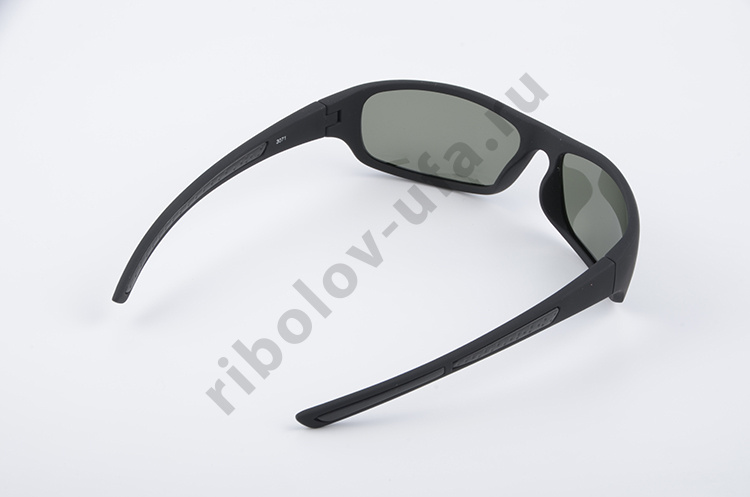 Очки No name поляризац (с чехлом и салфеткой) черн./черн./пласт. (3071)