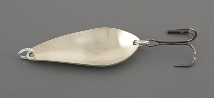 Блесна Бубнов колеблющаяся Атом 15 гр. мельхиор с люминофорным покрытием