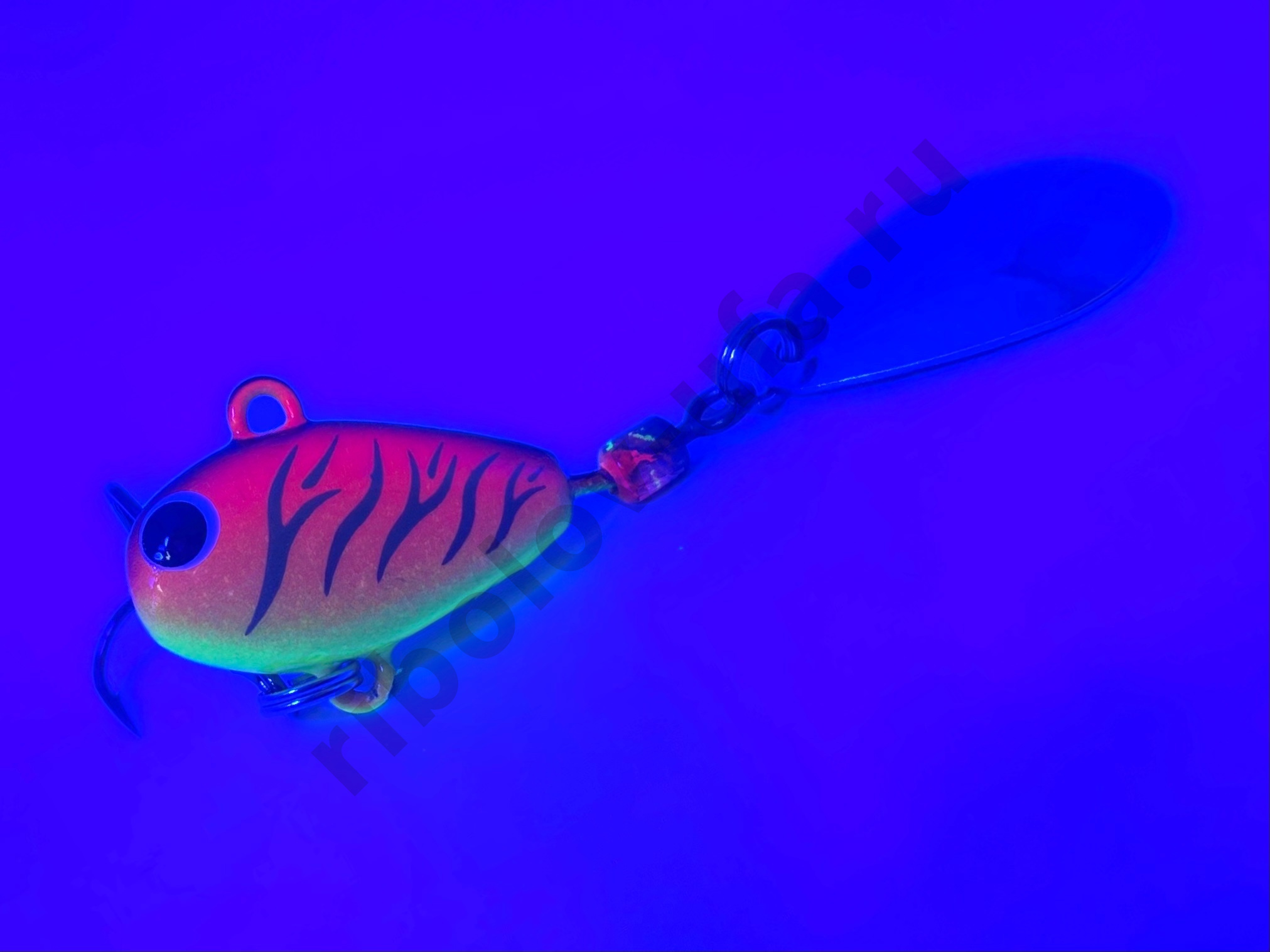 Тейл-спиннер UF Studio Hurricane 10гр. 20мм. кр. тройник №10, цв. Fire Tiger