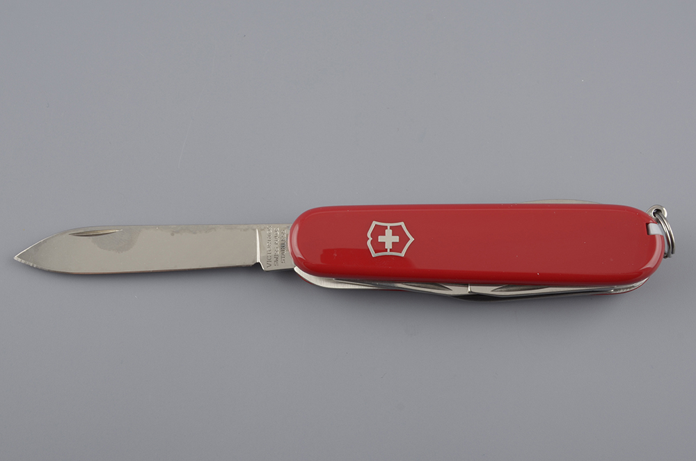 Нож Victorinox Camper 91мм 13функций красный 