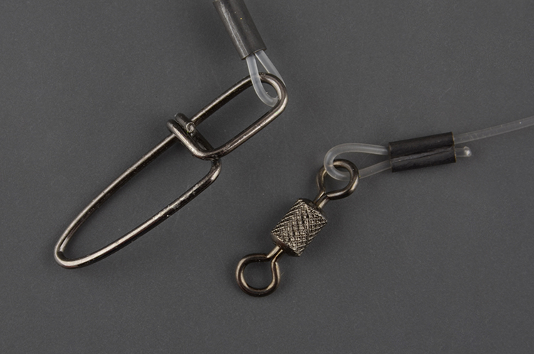 Набор поводков Lucky John Series флюорокарбон оснащенный вертлюгом и застежкой (22 кг - 30 см)