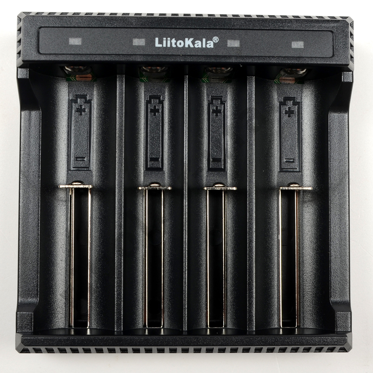 Зарядное устройство LiitoKala Lii-L4 для 3.7V Li-ion аккумуляторов 18650 и др.