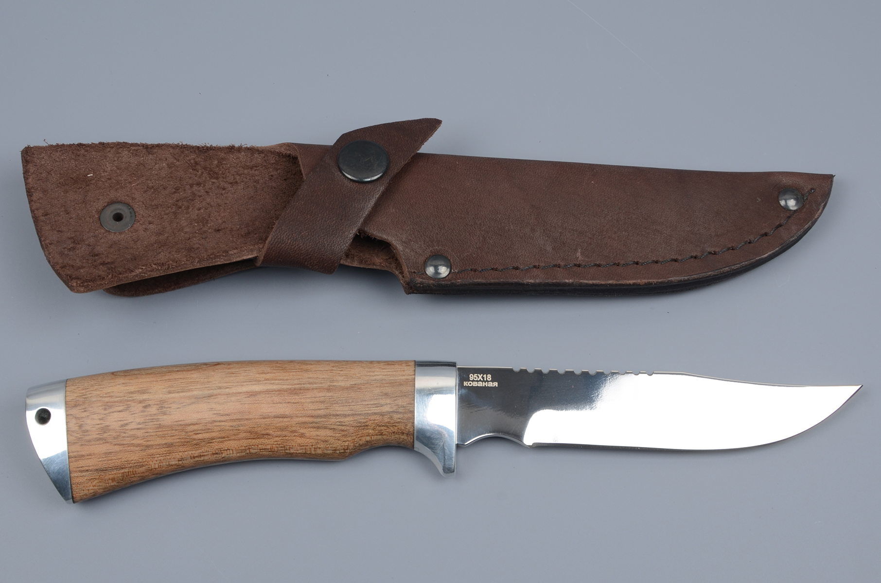 Нож Рыбак кованая нерж.сталь, 95х18, орех (ручная работа)