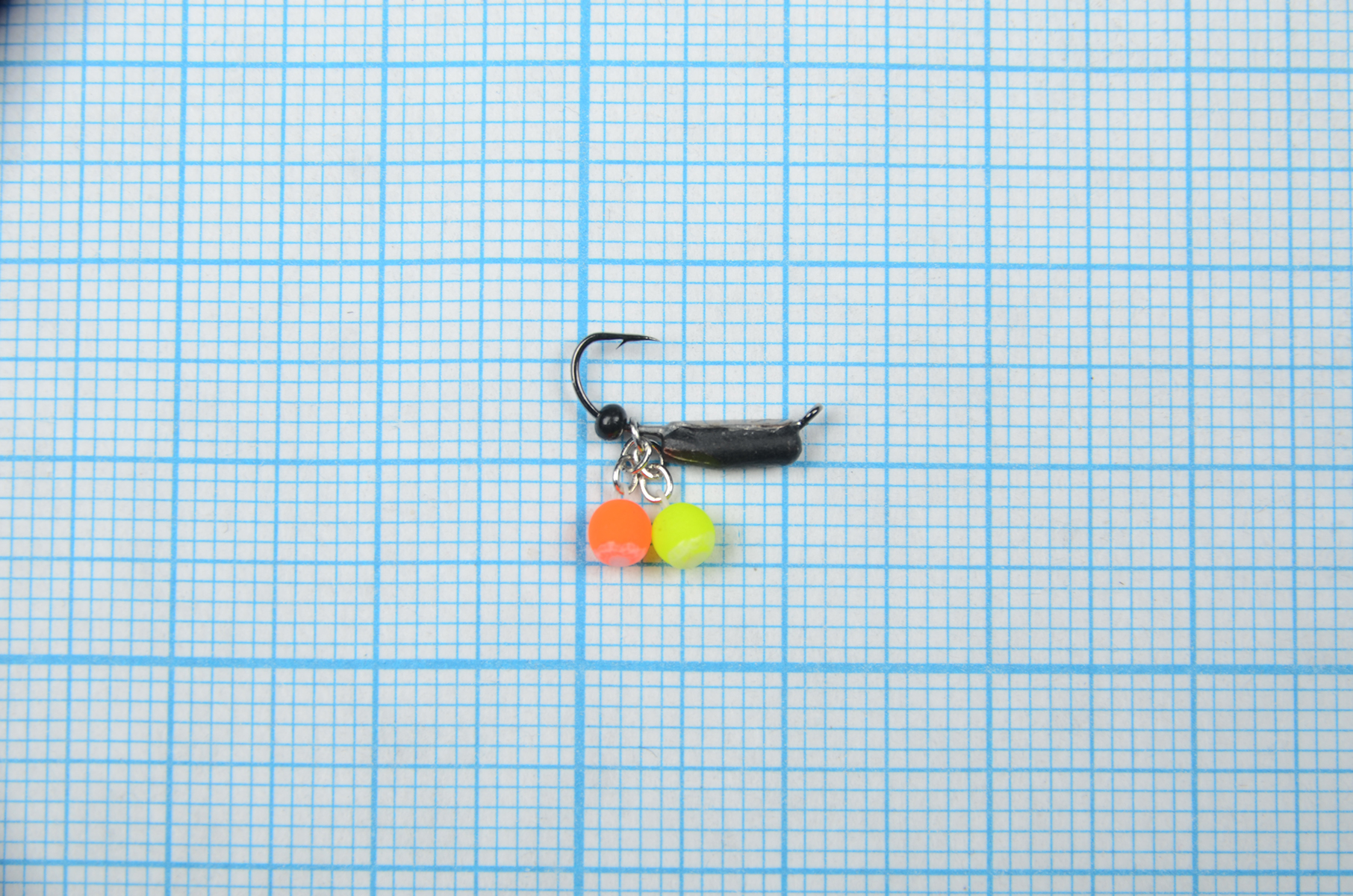 Мормышка Владимирский вольфрам Гвоздик с 2-мя шариками неон на цепочке 2мм 0,5г серебро/коронка 