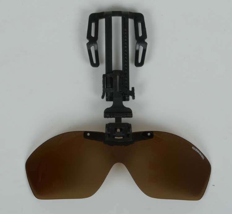 Накладки Kosadaka Clip-on-Clap поляризационные на бейсболку коричневые