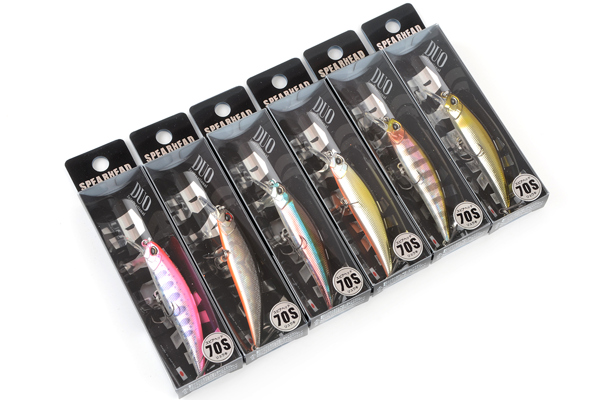 Воблер Duo Spearhead Ryuki 70S, 70 мм., 9.0 гр., 0,4-1,5м тонущ., # Half Mirror Ayu DRA3050