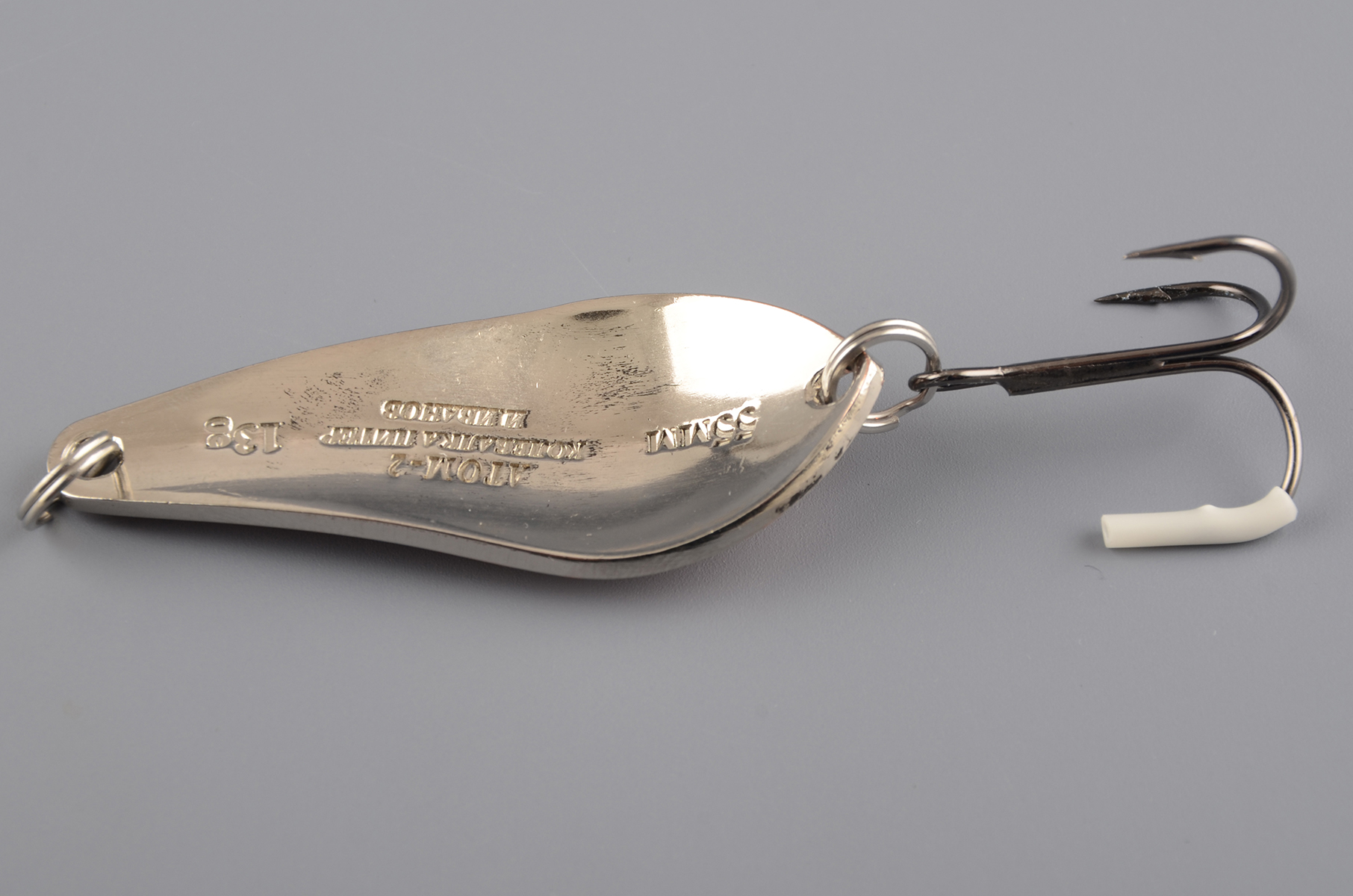 Блесна Бубнов колеблющаяся Атом-2 55 мм 10 гр. крас/бел