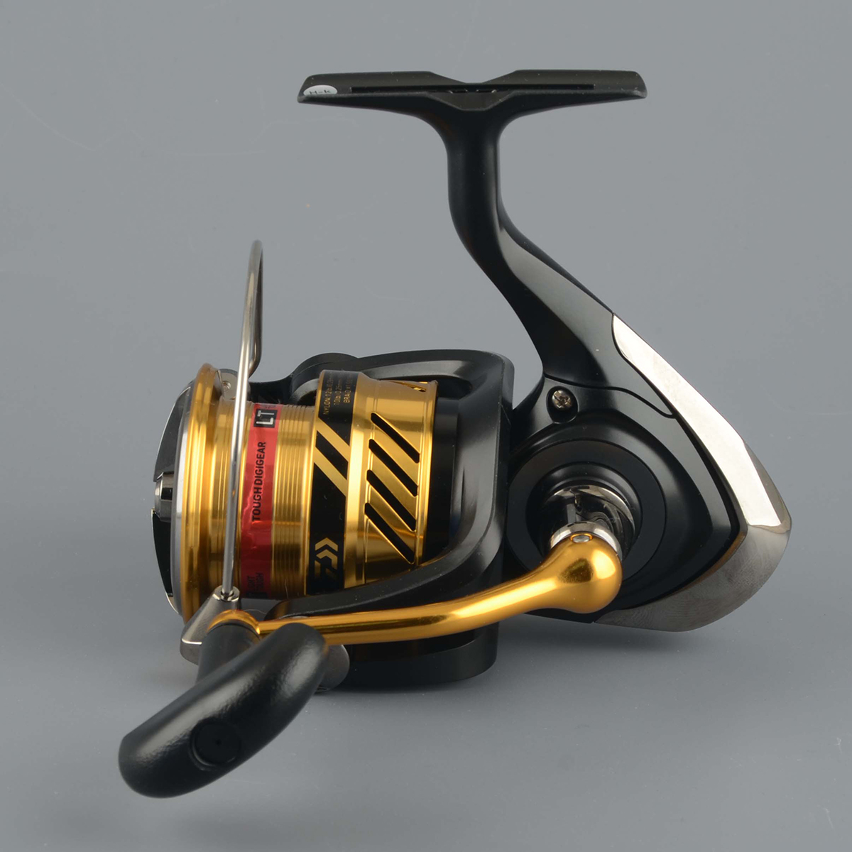 Катушка безынерц. Daiwa Crossfire 20 LT 4000-C 4BS A
