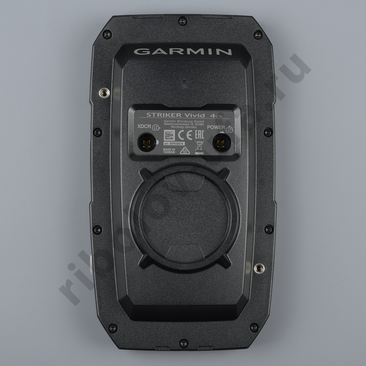 Эхолот Garmin Striker Vivid 4cv с трансдьюсером GT20