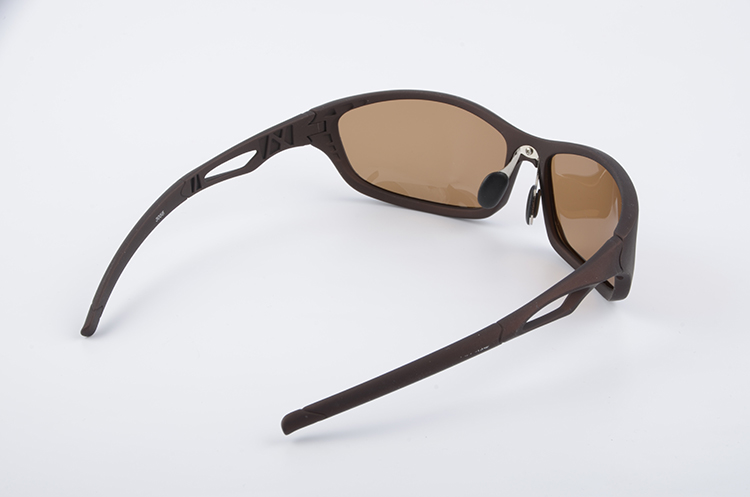 Очки No name поляризац (с чехлом и салфеткой) коричн./коричн./пласт. (3056)