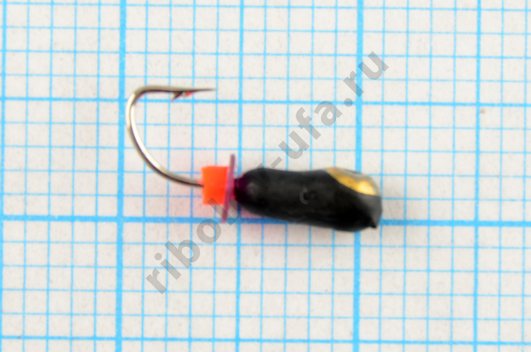 Мормышка Wormix точеная вольфрамовая Бочонок d=2 с золотой коронкой  арт. 3241