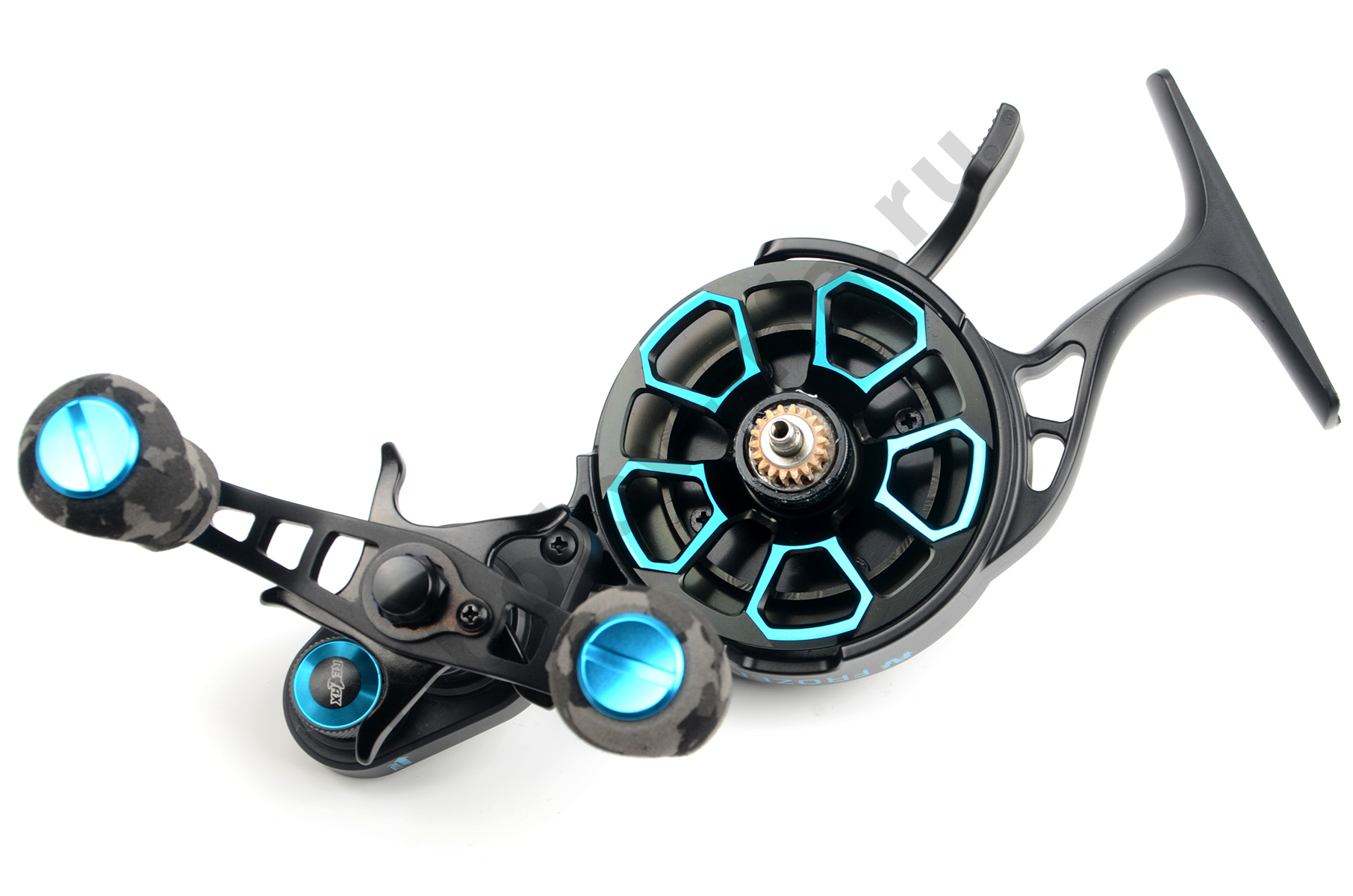 Катушка зимняя Relax FA Frozen Black