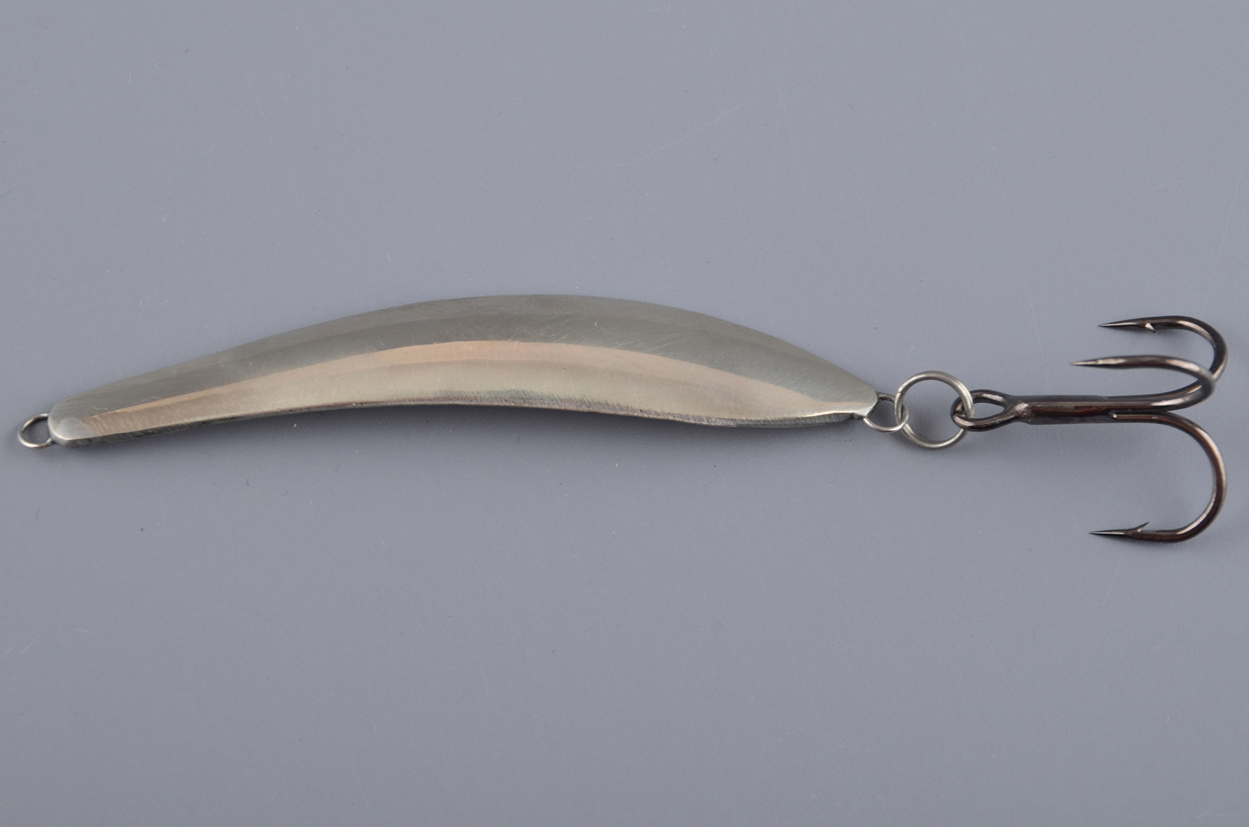 Блесна зимняя Жор Тюлька 2ЦМ тройник 15гр ник/ник