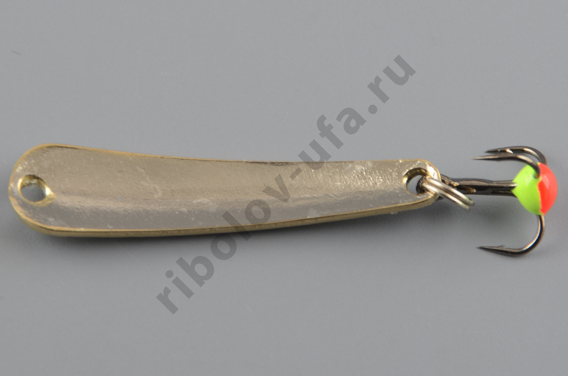 Блесна зимняя Бубнов колеблющаяся Окушок 41 мм 5 гр. жел/бел, латунь, ребр., тр. с каплей