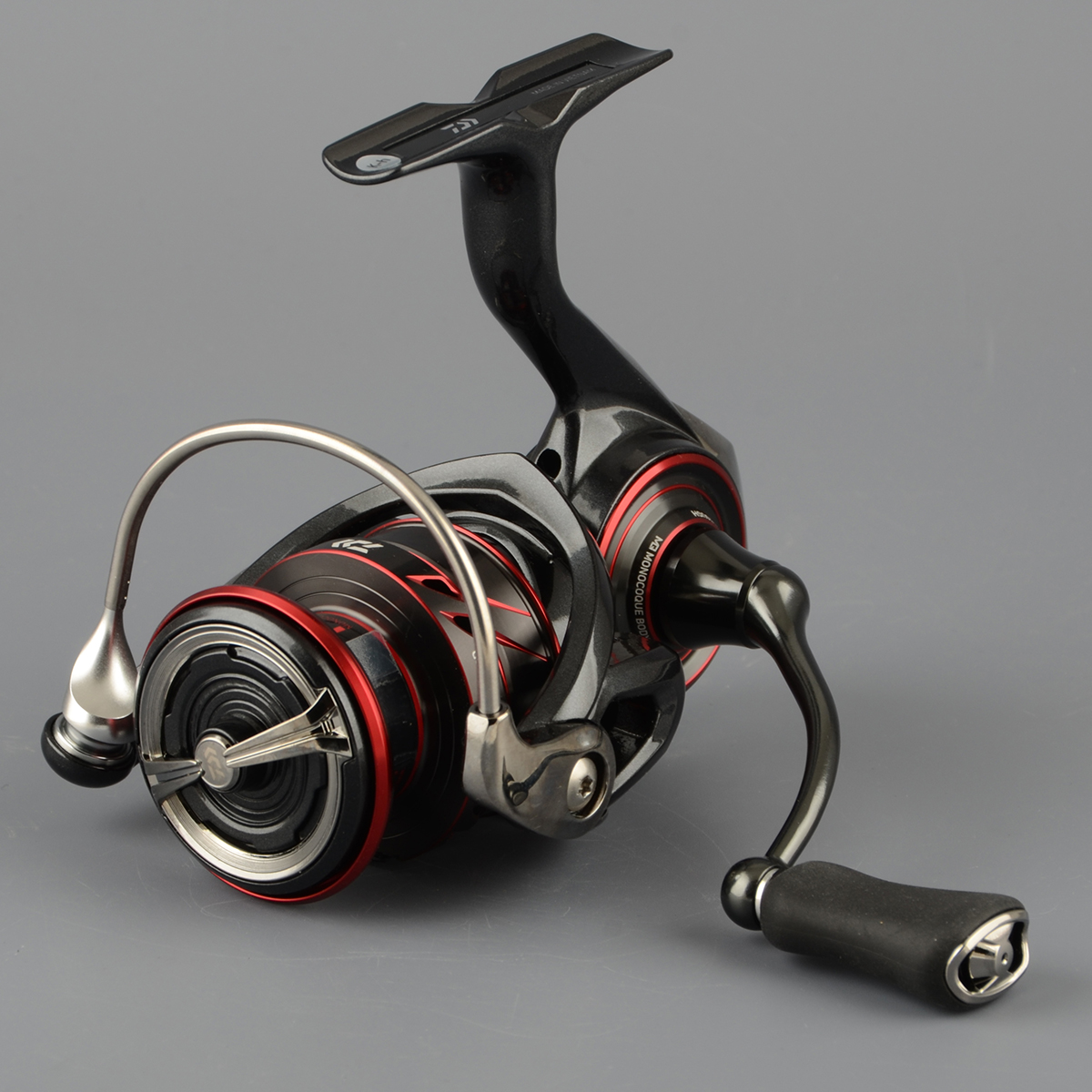 Катушка безынерц. Daiwa Ballistic 21 MQ LT 2500D(AD)
