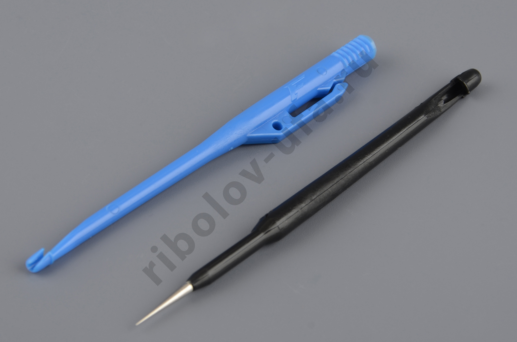 Экстрактор Flagman для крючка пластиковый с иглой