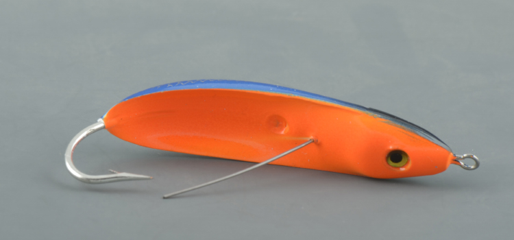 Блесна-незацепляйка  Opm НЗ-2  13гр 85мм #15