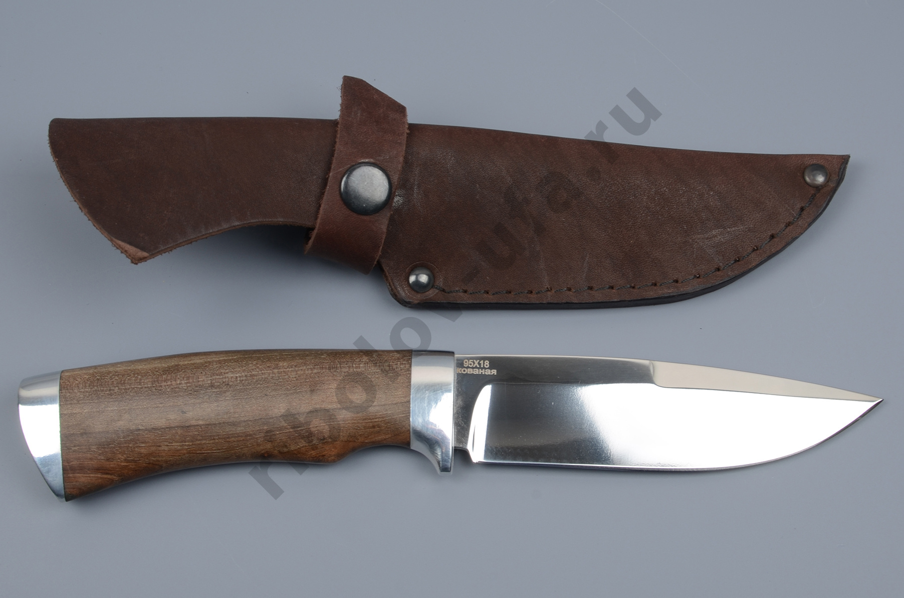 Нож Старк кованая нерж.сталь, 95х18, орех (ручная работа)