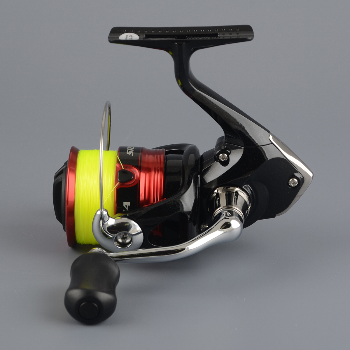 Катушка безынерц. Shimano 19 Sienna 2000 с леской (без коробки)