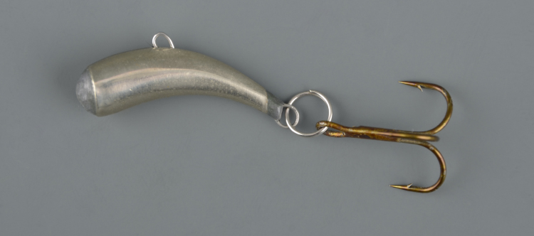 Зимняя блесна Клык средний с ушком без крючка золото/серебро (12 гр)