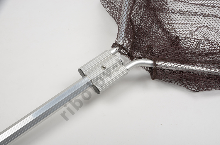 Подсачек Caiman квадратный прорезиненный с защелкой D-60*75см, L-1,70м  62314