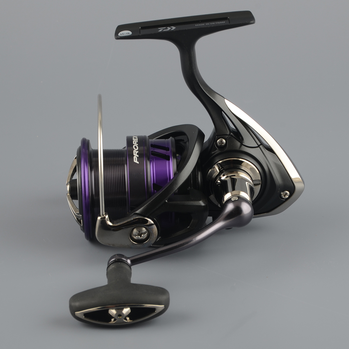 Катушка безынерц. Daiwa Prorex 18 X LT 2500