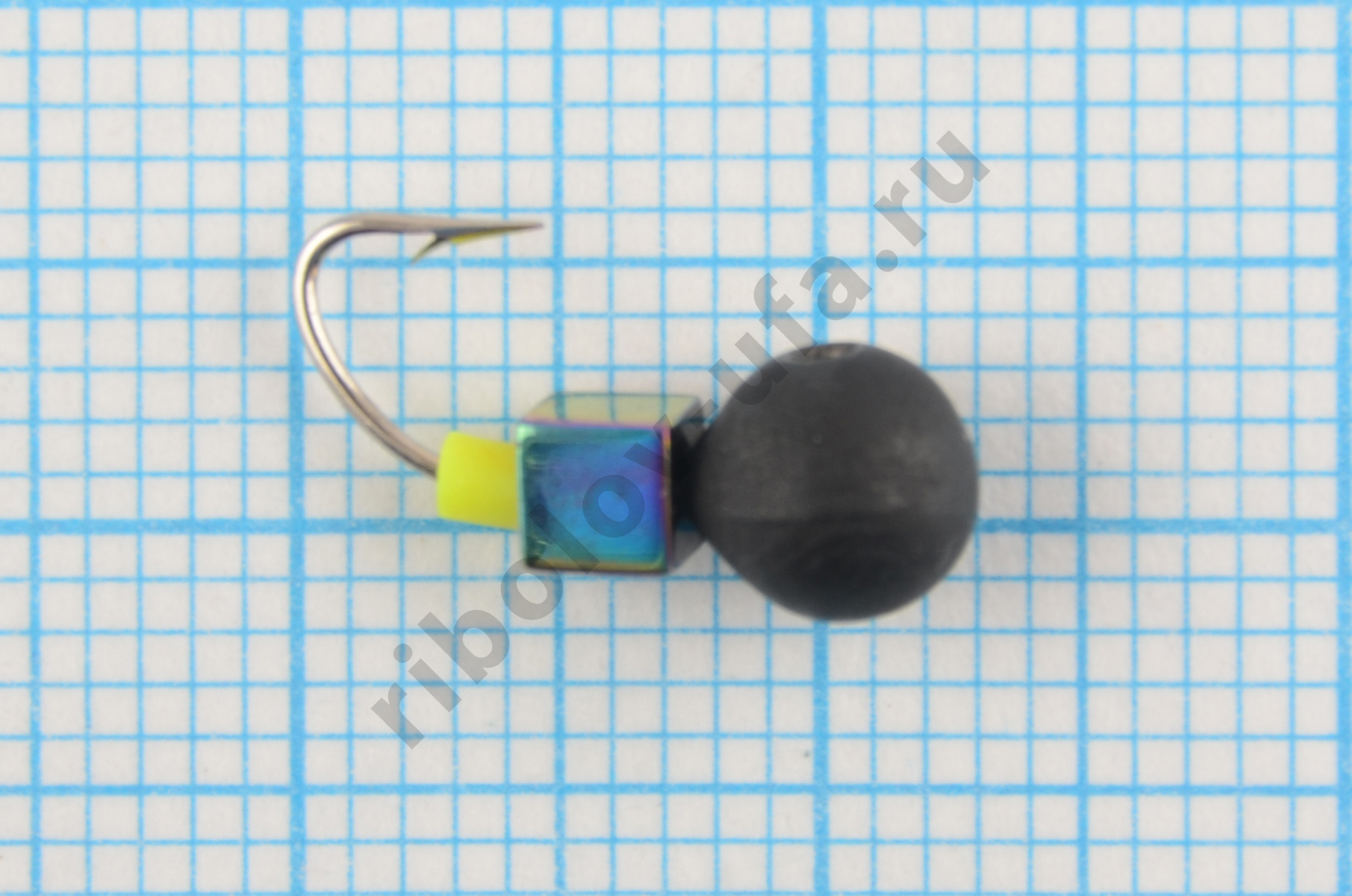 Мормышка Мир Вольфрама Дробь Хамелеон кубик на крючке д. 5 мм черная