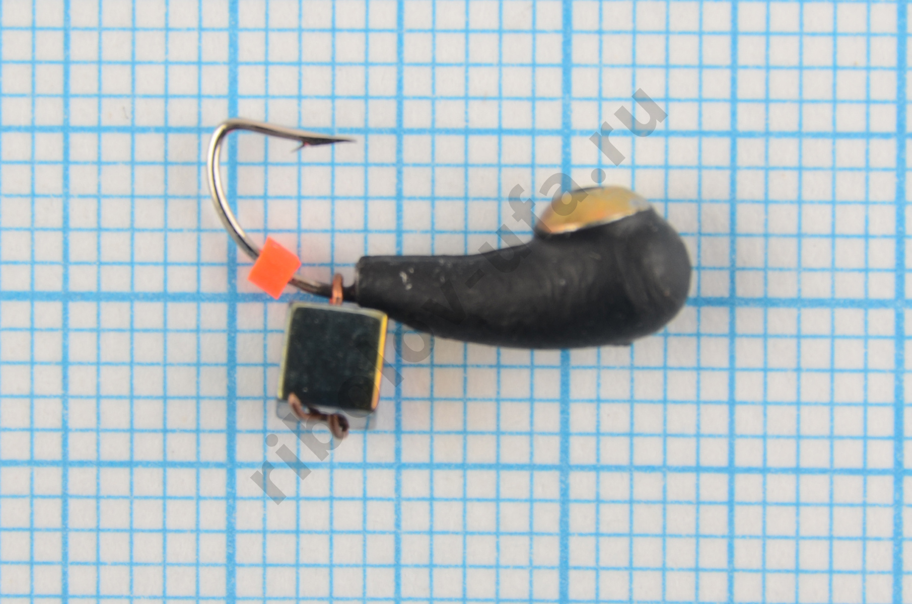 Мормышка Мир Вольфрама Уралка с коронкой Хамелеон кубик подвесной д. 4 мм черная