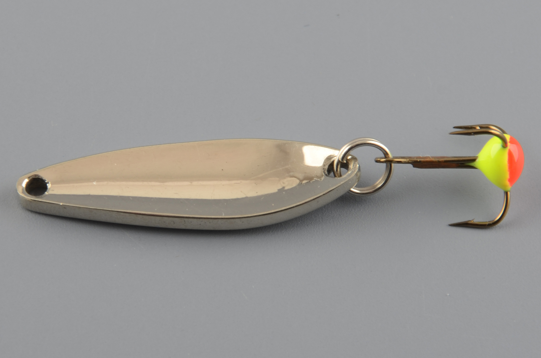 Блесна зимняя Бубнов колеблющаяся Смарт 3 гр. белая, латунь, гладк., тр. с каплей