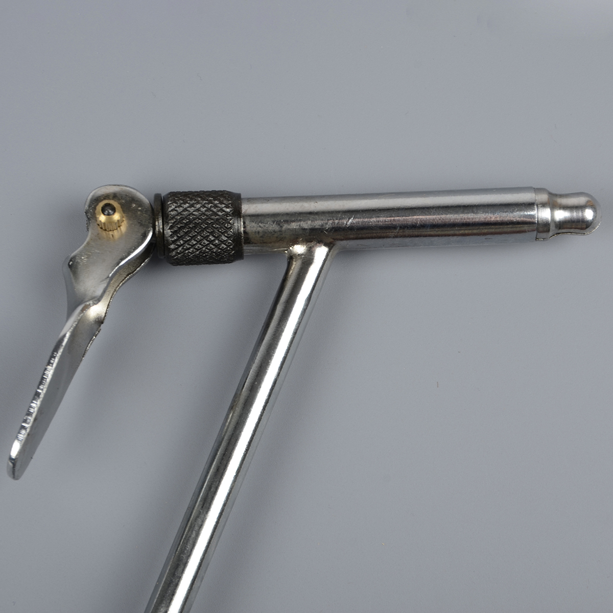 Тиски Fly-Fishing на струбцине Mini A Vice GN2582